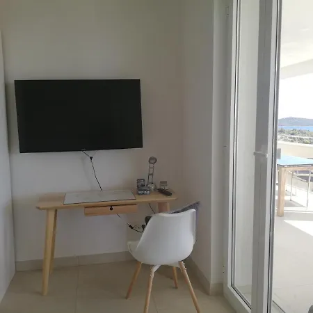 Captain's Seadream Villa Sevid