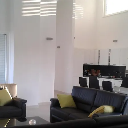 Captain's Seadream 빌라 세비드